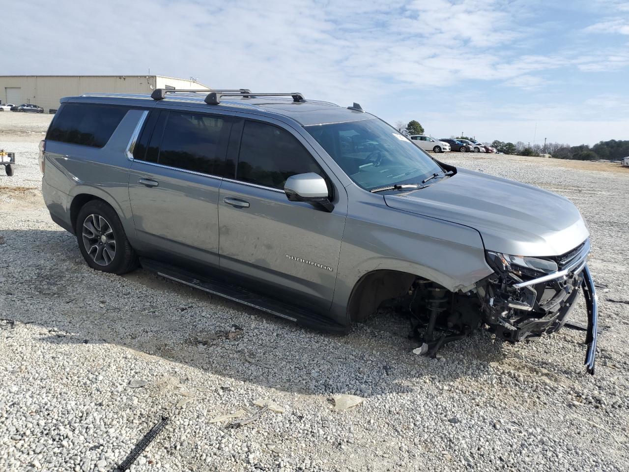 2023 Chevrolet Suburban - Image 4