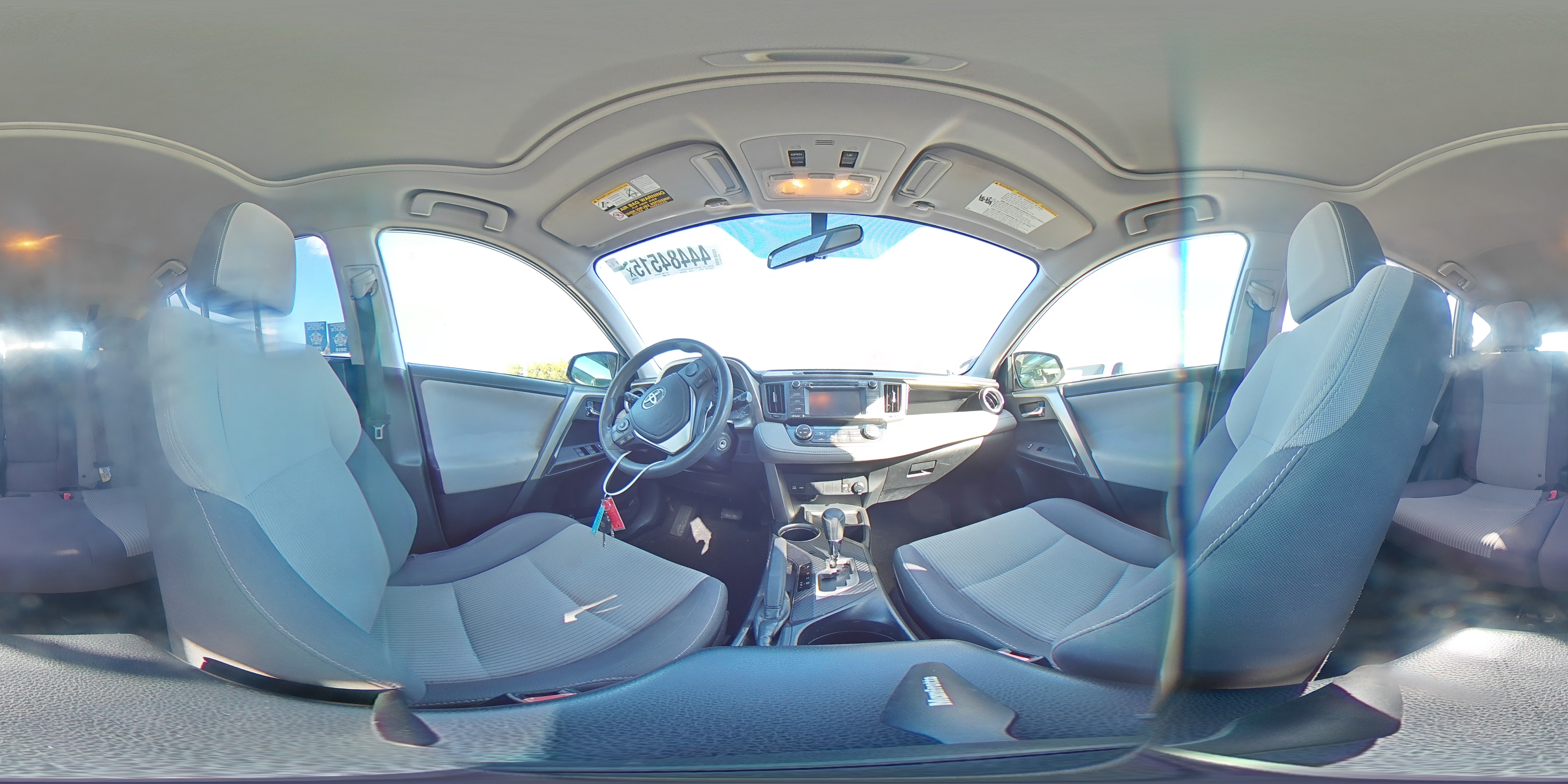 2015 Toyota RAV 4 - Image 14