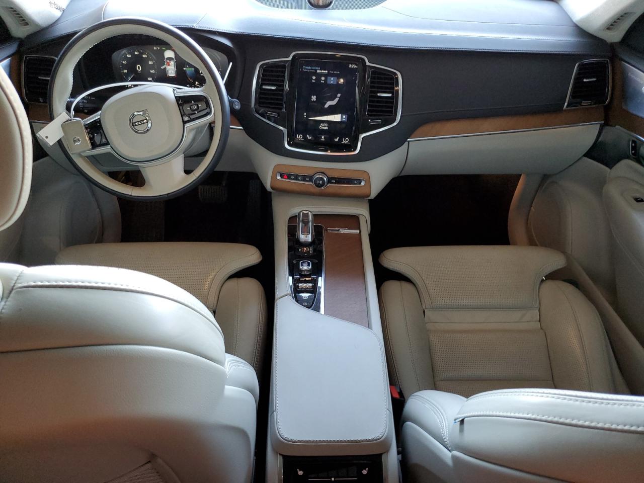 2018 Volvo XC90 - Image 8