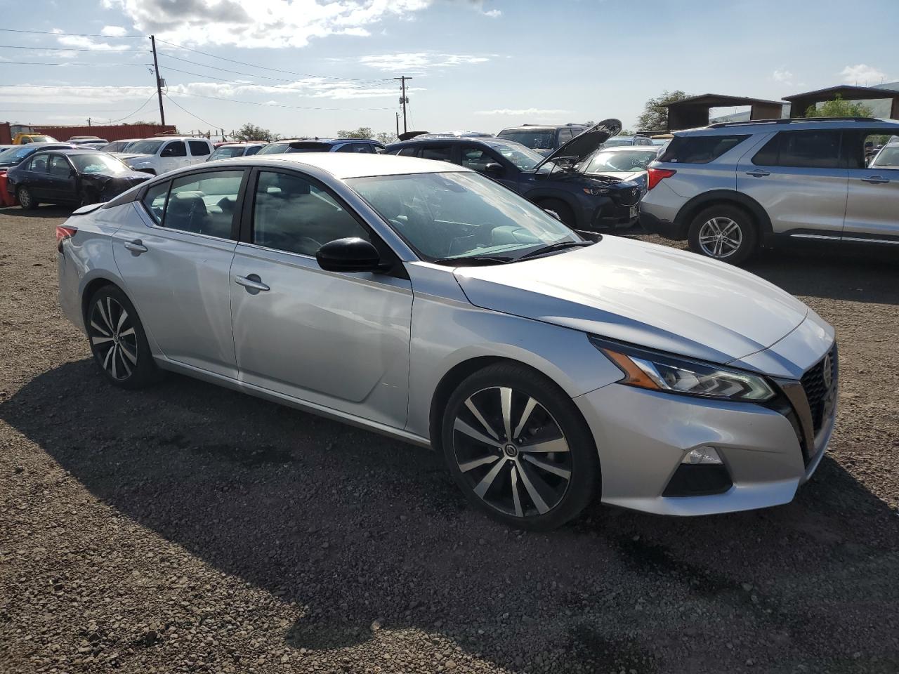 2021 Nissan Altima - Image 4