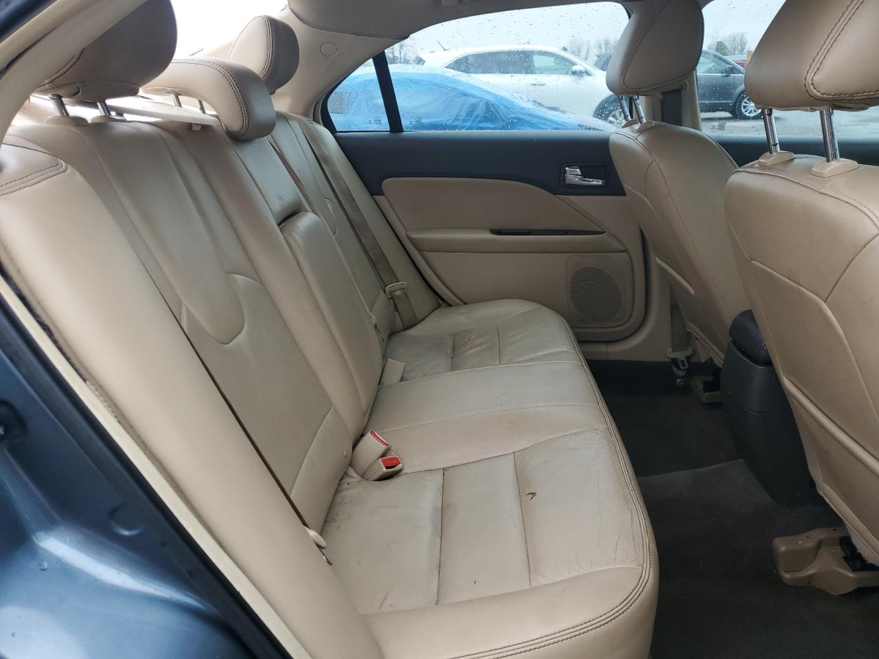 2012 Ford Fusion - Image 10