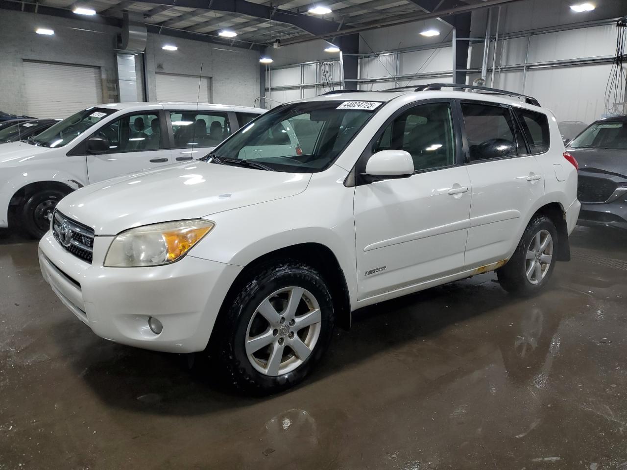 2007 Toyota RAV 4 - Image 1