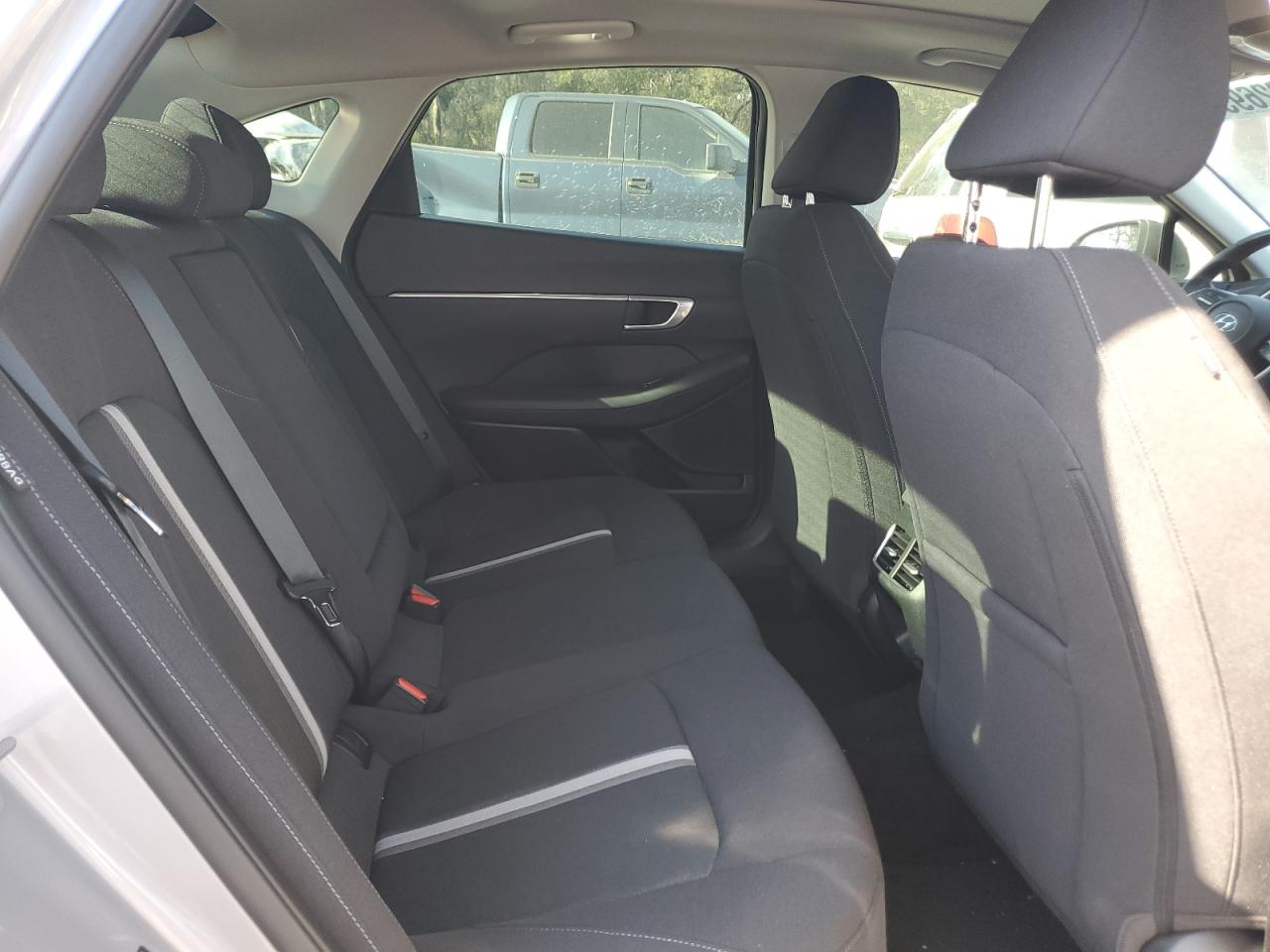 2023 Hyundai Sonata - Image 10