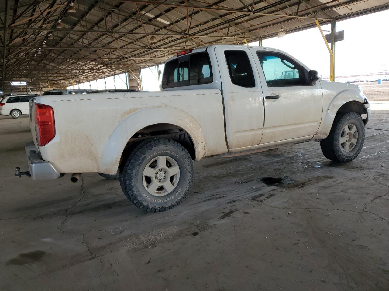 2005 Nissan Navara (Frontier) - Image 3