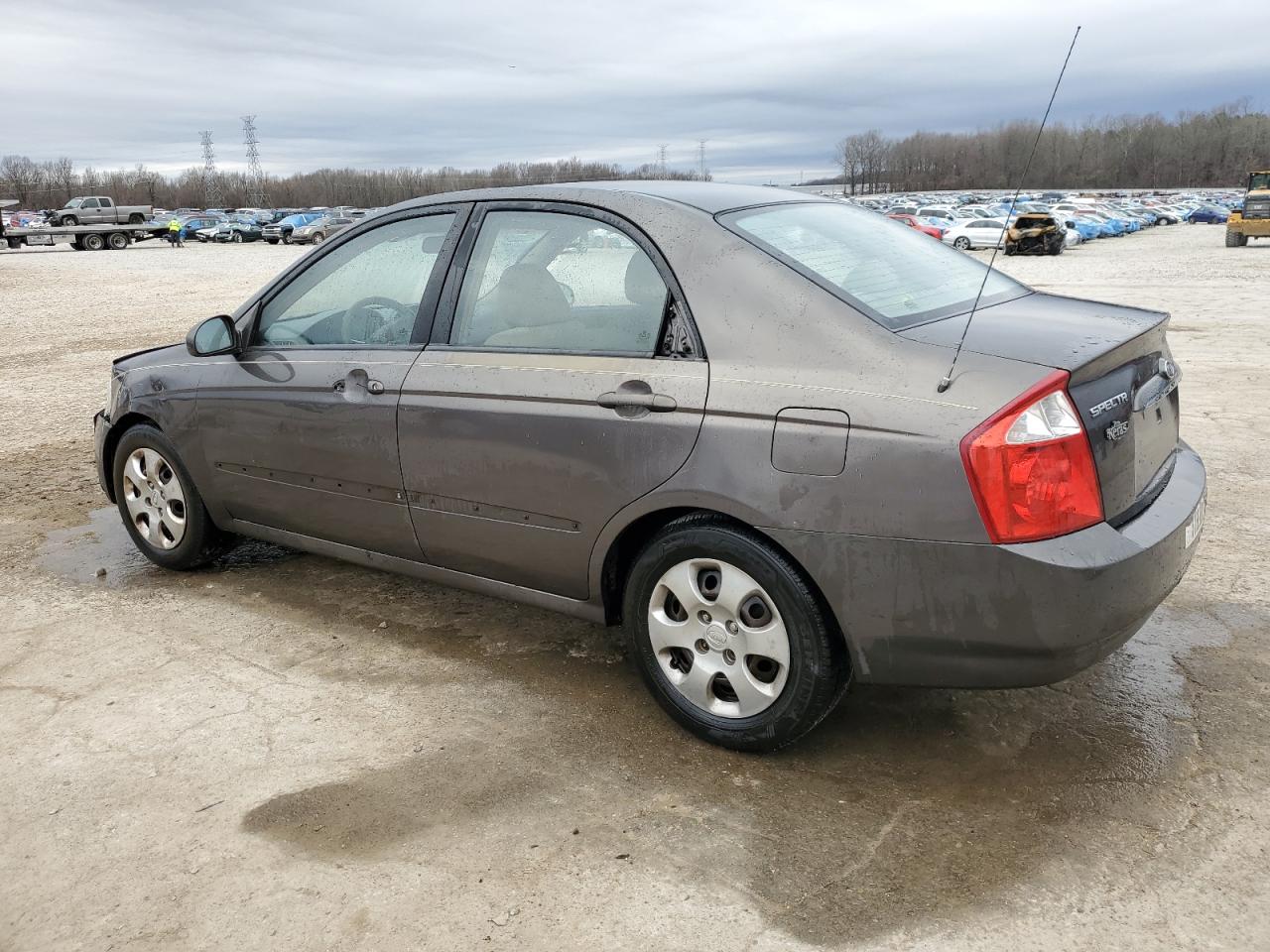 2006 Kia Spectra - Image 2