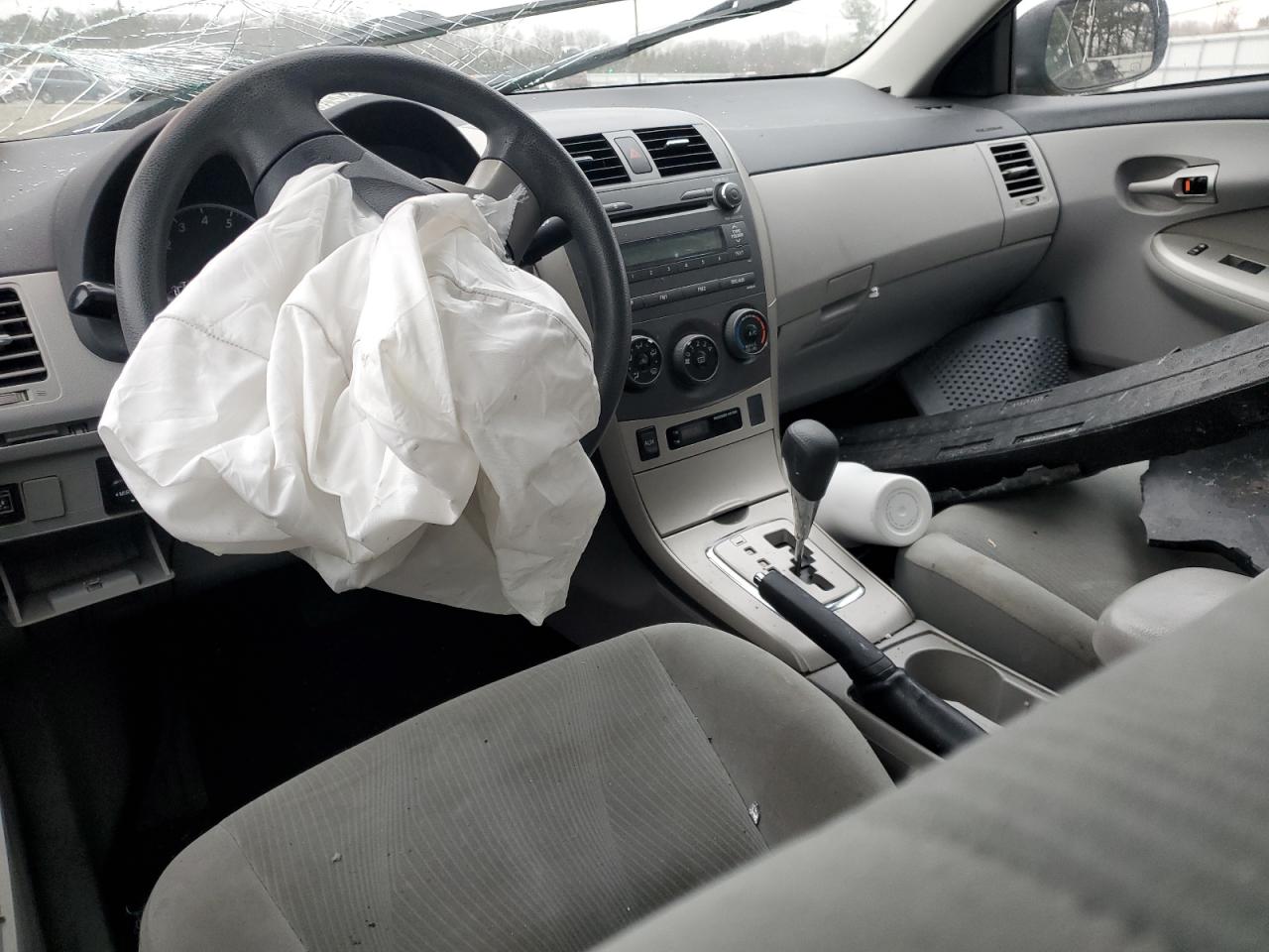 2011 Toyota Corolla - Image 8