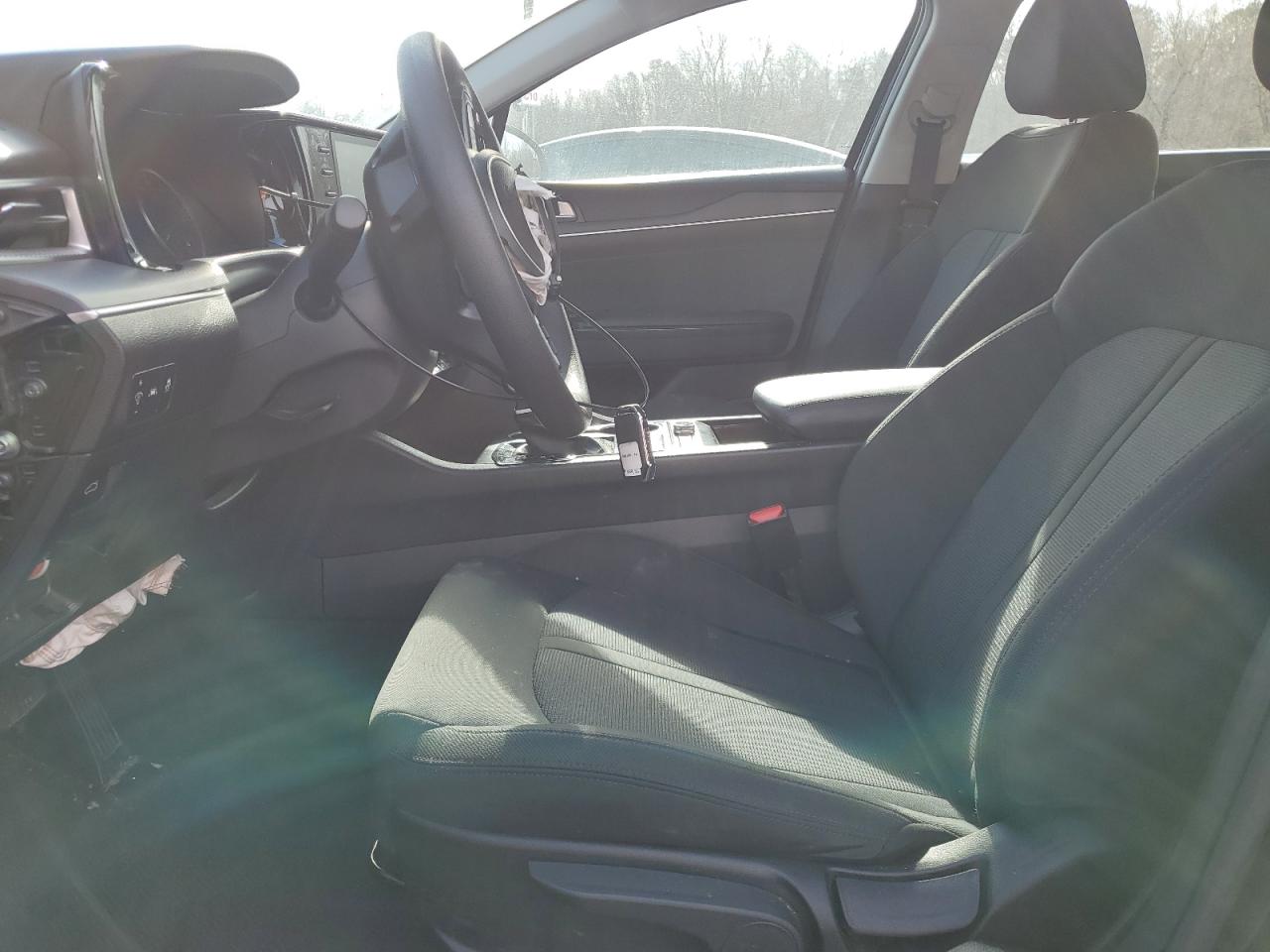 2023 Kia K5 - Image 7