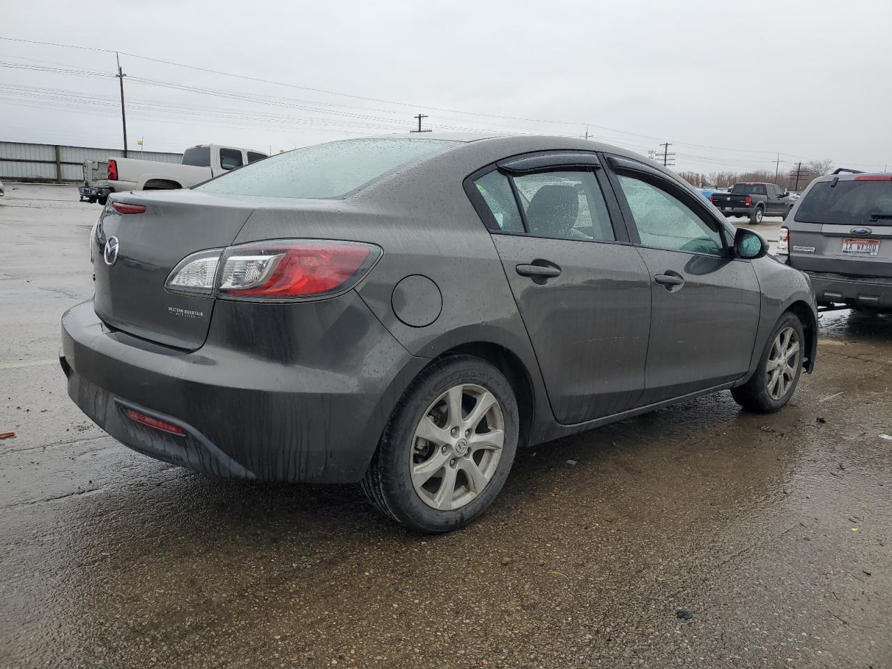 2011 Mazda 3 - Image 3