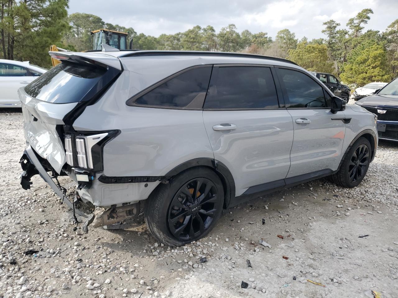 2022 Kia Sorento - Image 3