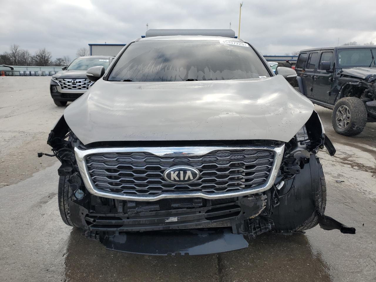 2019 Kia Sorento - Image 5