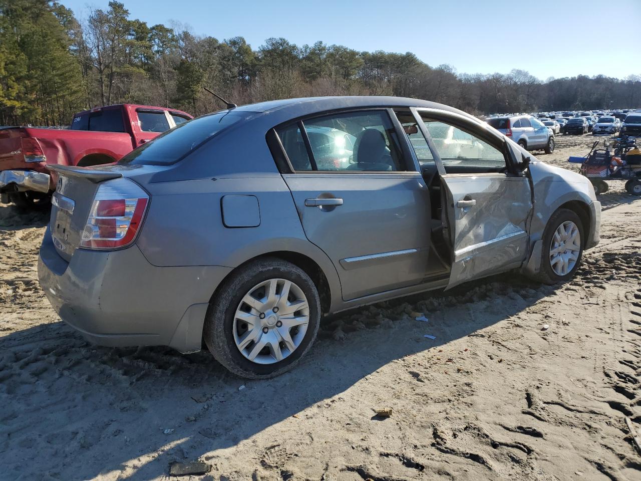 2012 Nissan Sentra - Image 3