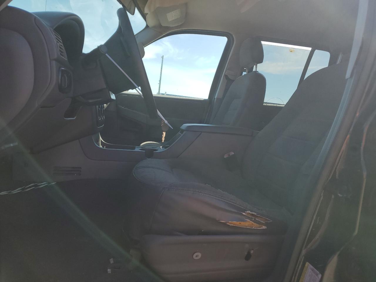2005 Ford Explorer - Image 7