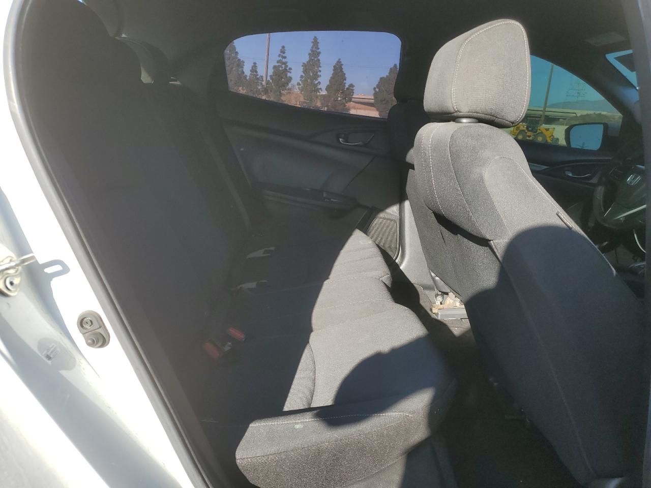 2018 Honda Civic - Image 10