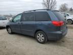 2010 Toyota Sienna Ce de vânzare în Wichita, KS - Front End