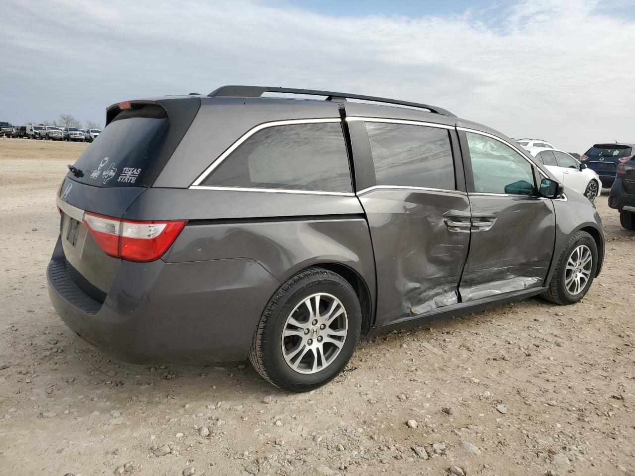 2012 Honda Odyssey - Image 3