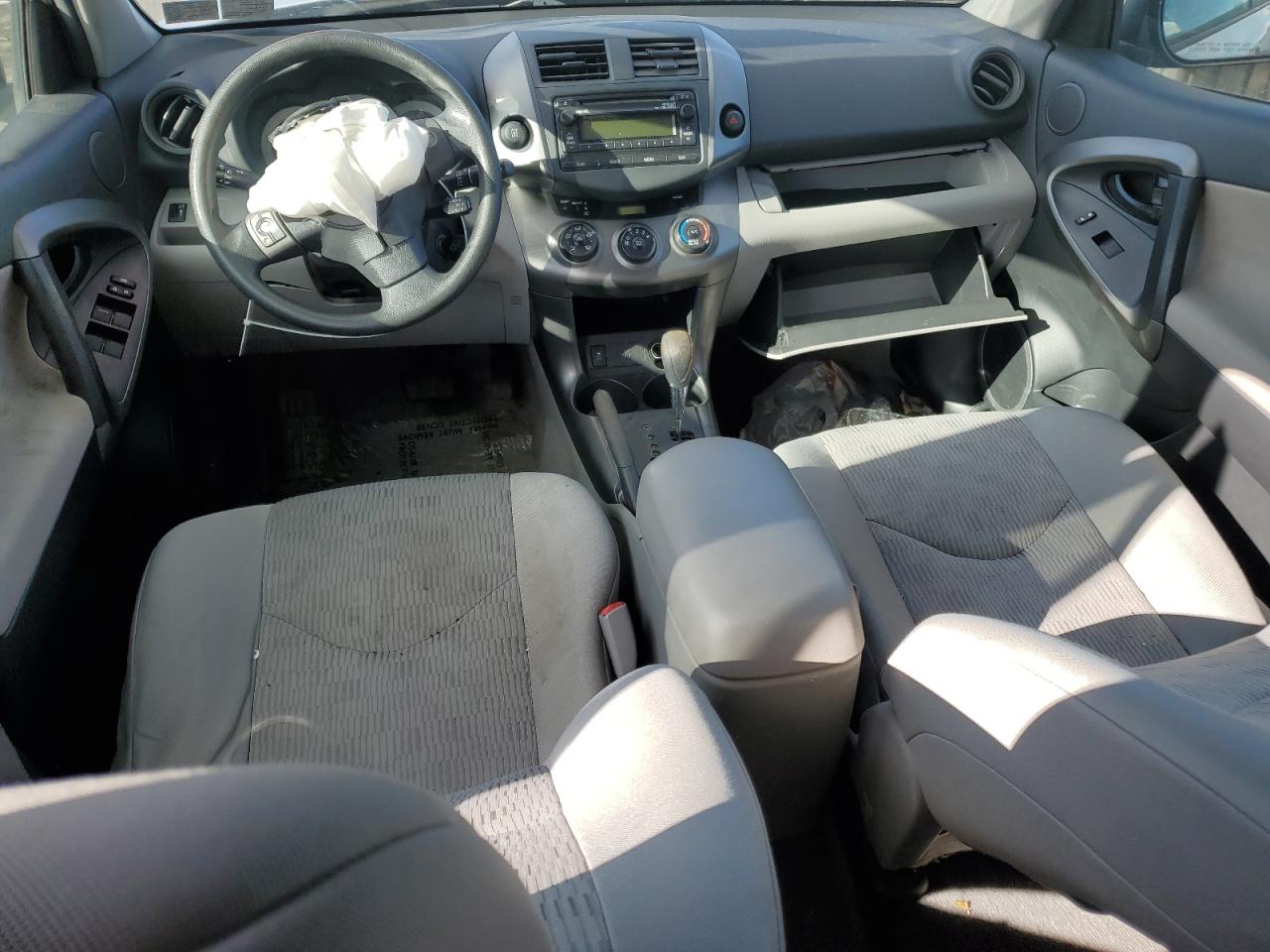 2012 Toyota RAV 4 - Image 8