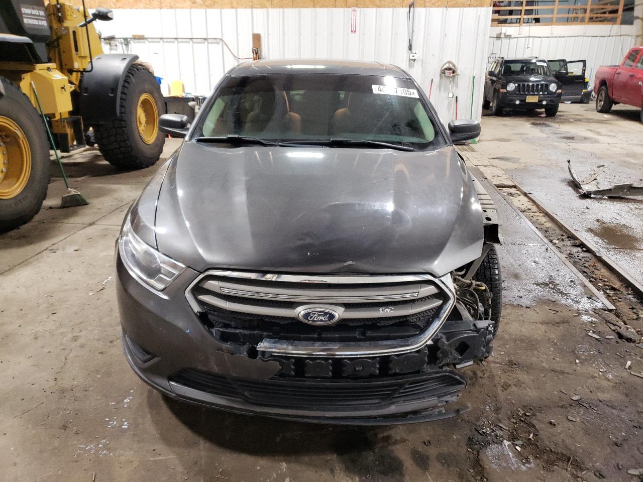 2015 Ford Taurus - Image 5