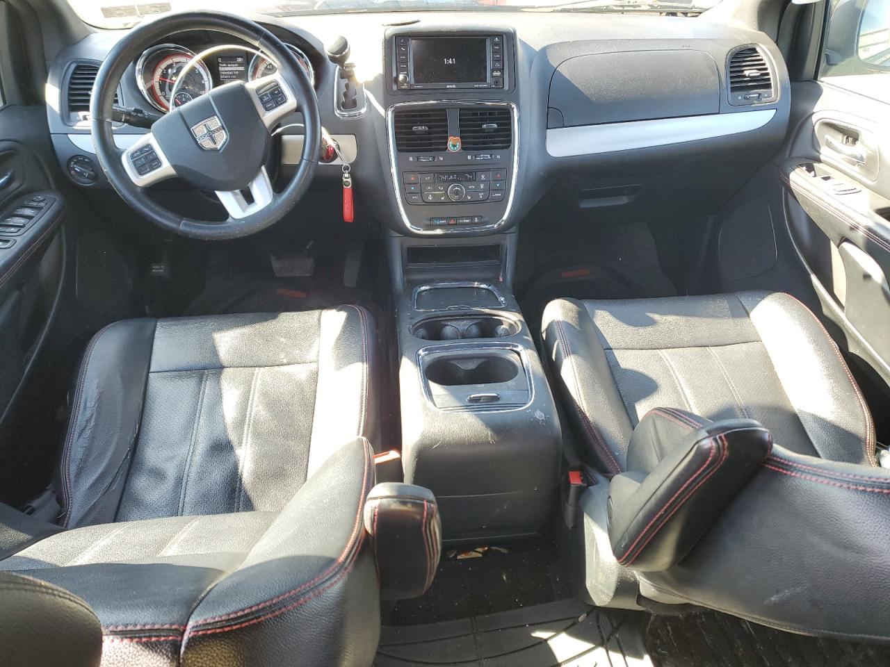 2019 Dodge Caravan - Image 8