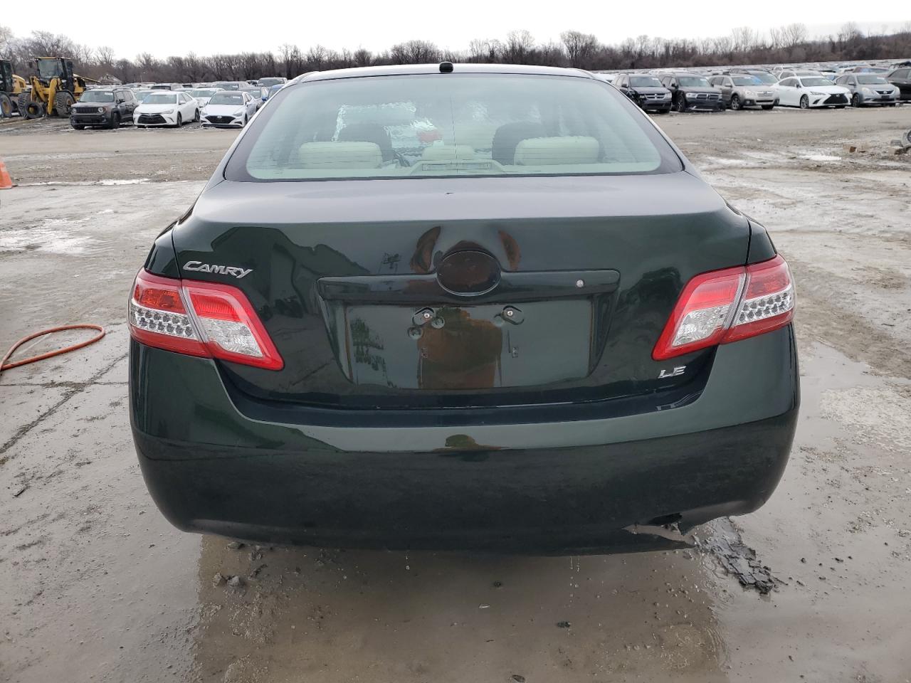 2010 Toyota Camry - Image 6