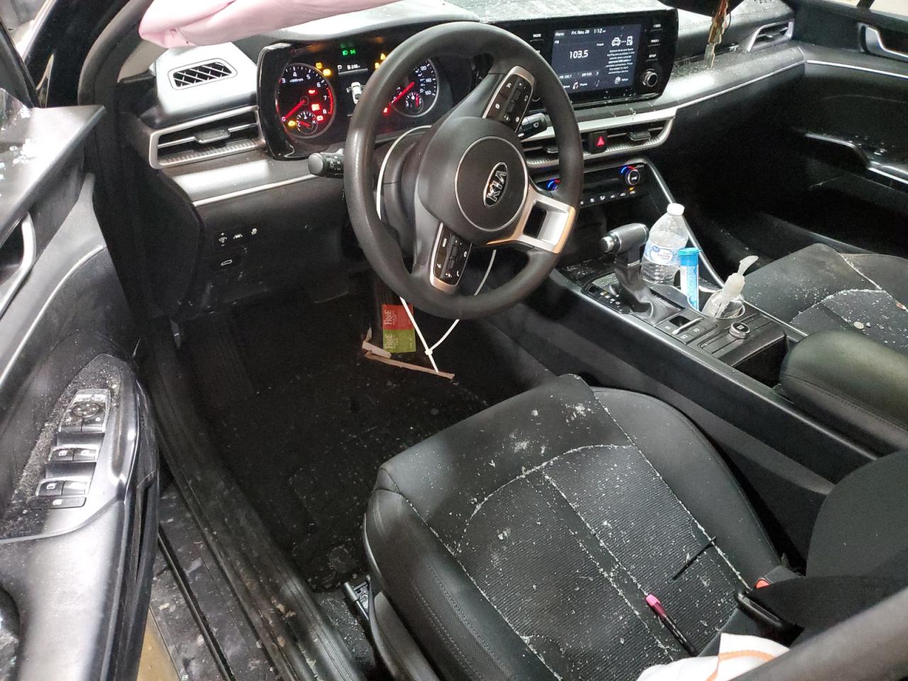 2021 Kia K5 - Image 8