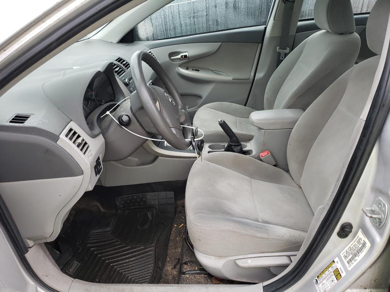 2010 Toyota Corolla - Image 7