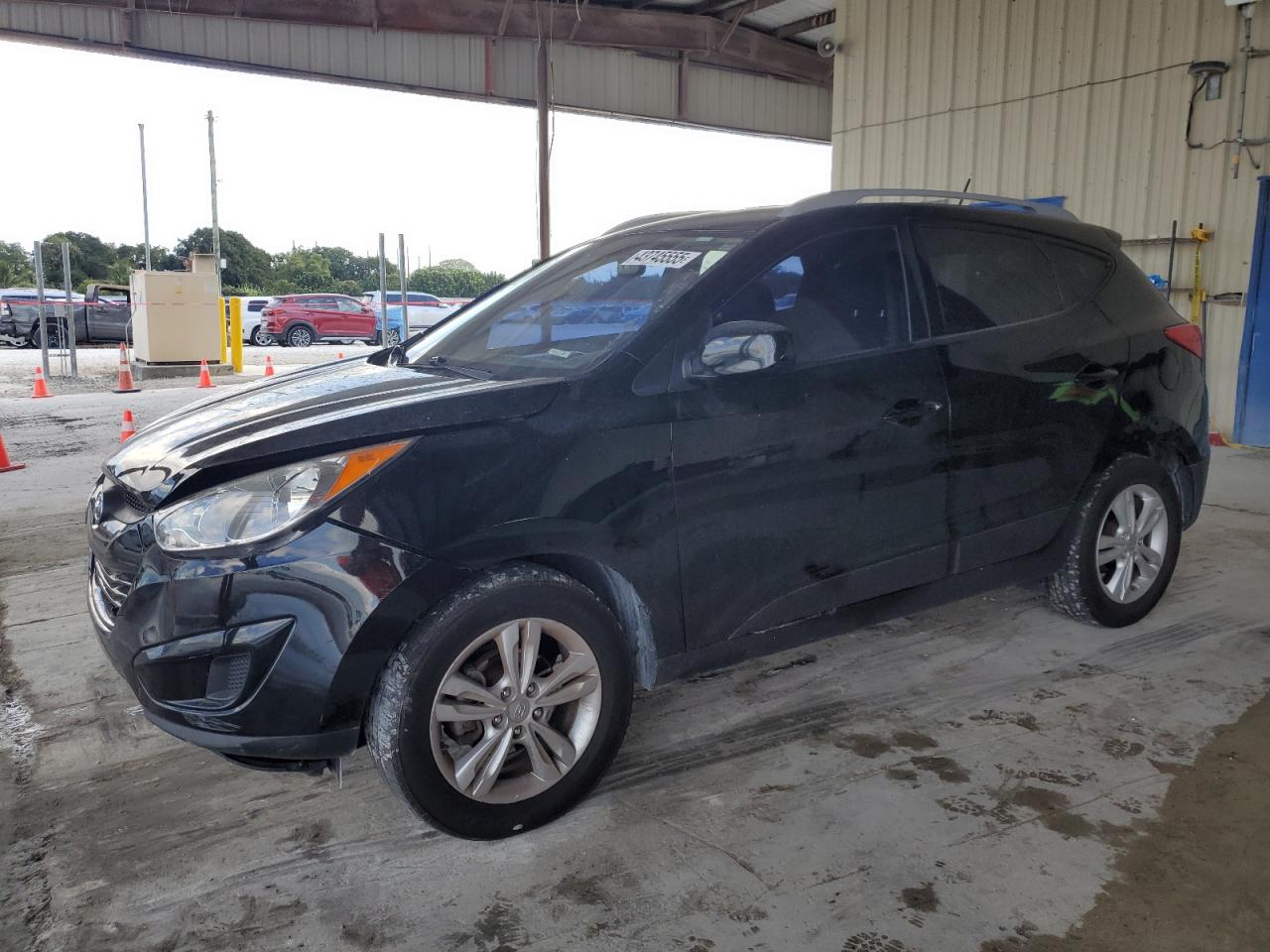 2011 Hyundai Tucson - Image 1