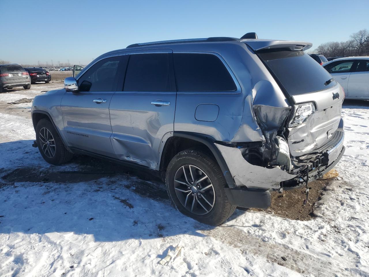 2018 Jeep Grand Cherokee - Image 2