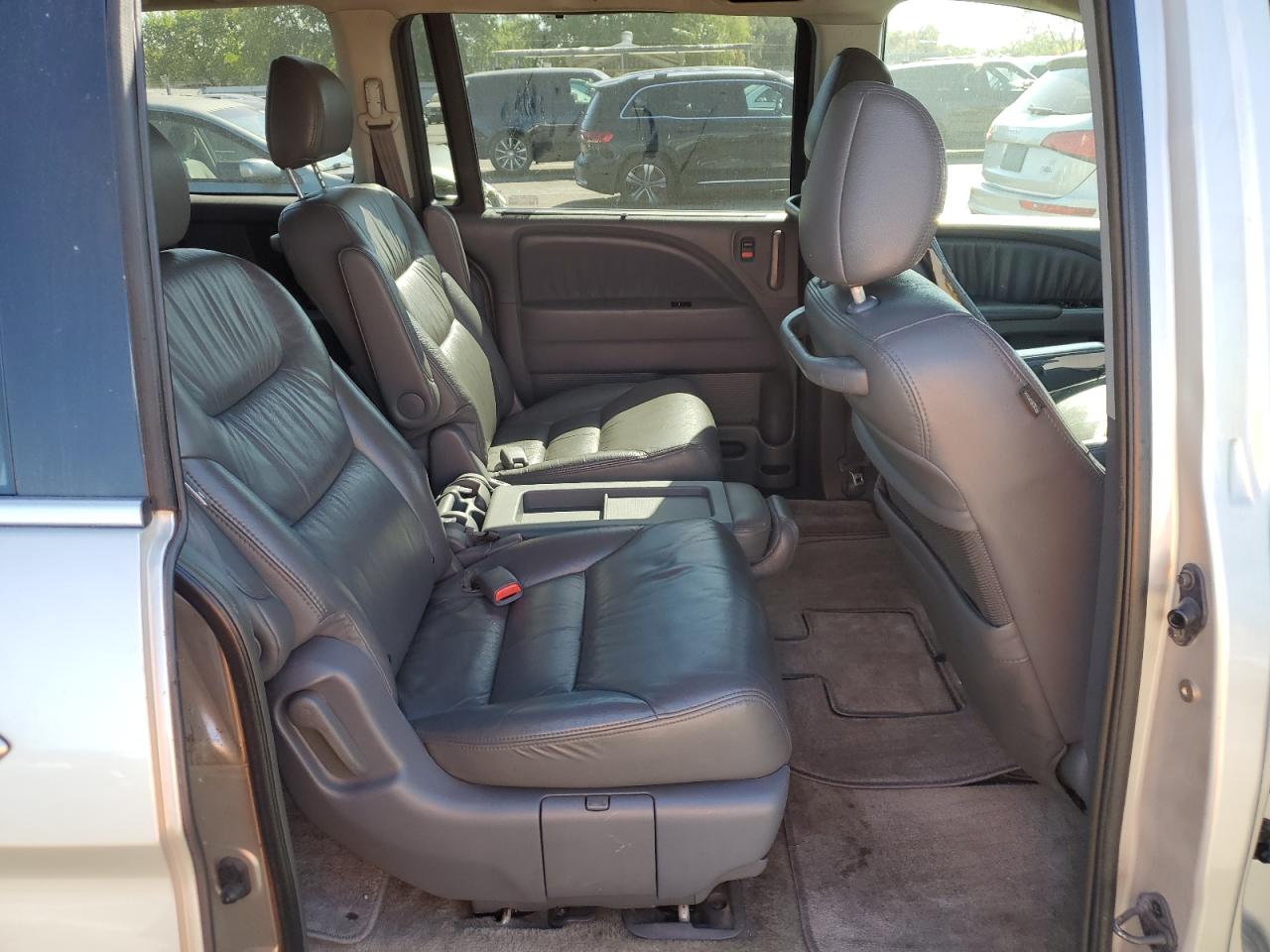 2006 Honda Odyssey - Image 11