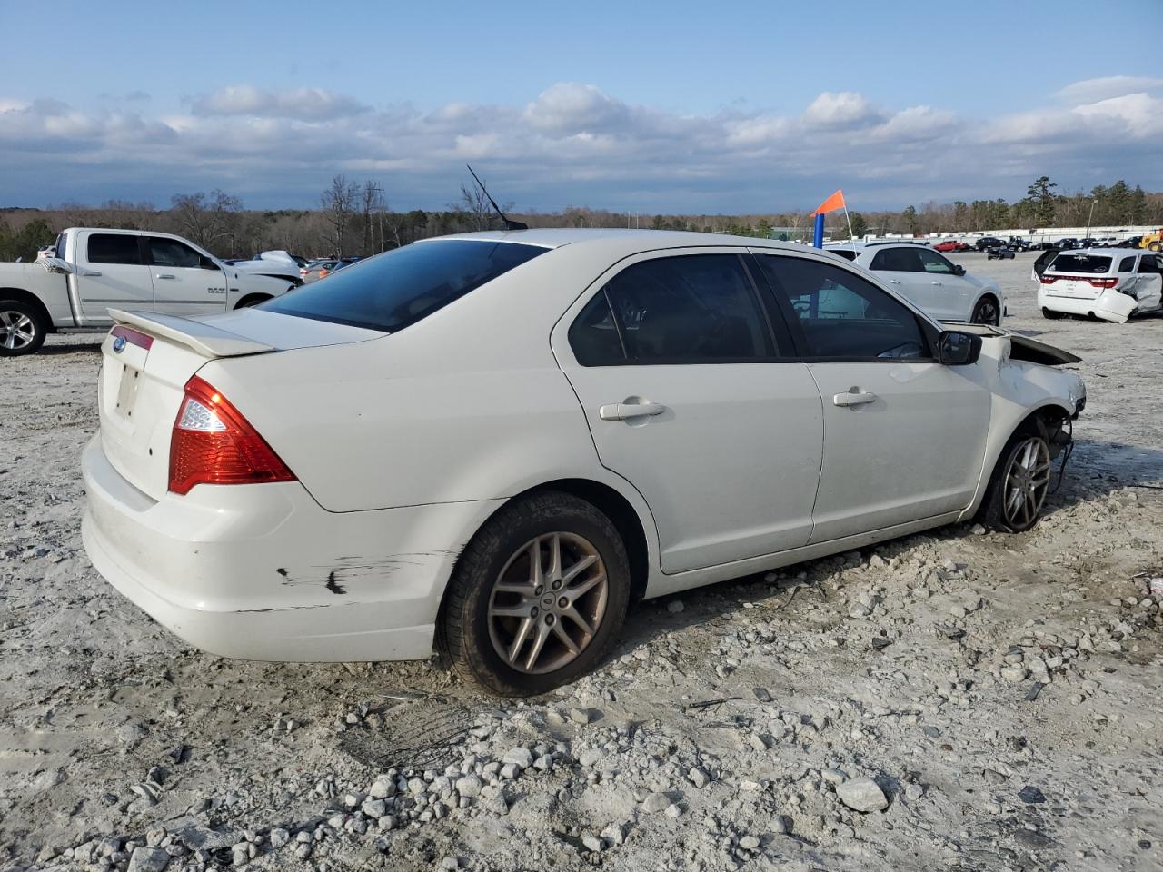 2011 Ford Fusion - Image 3