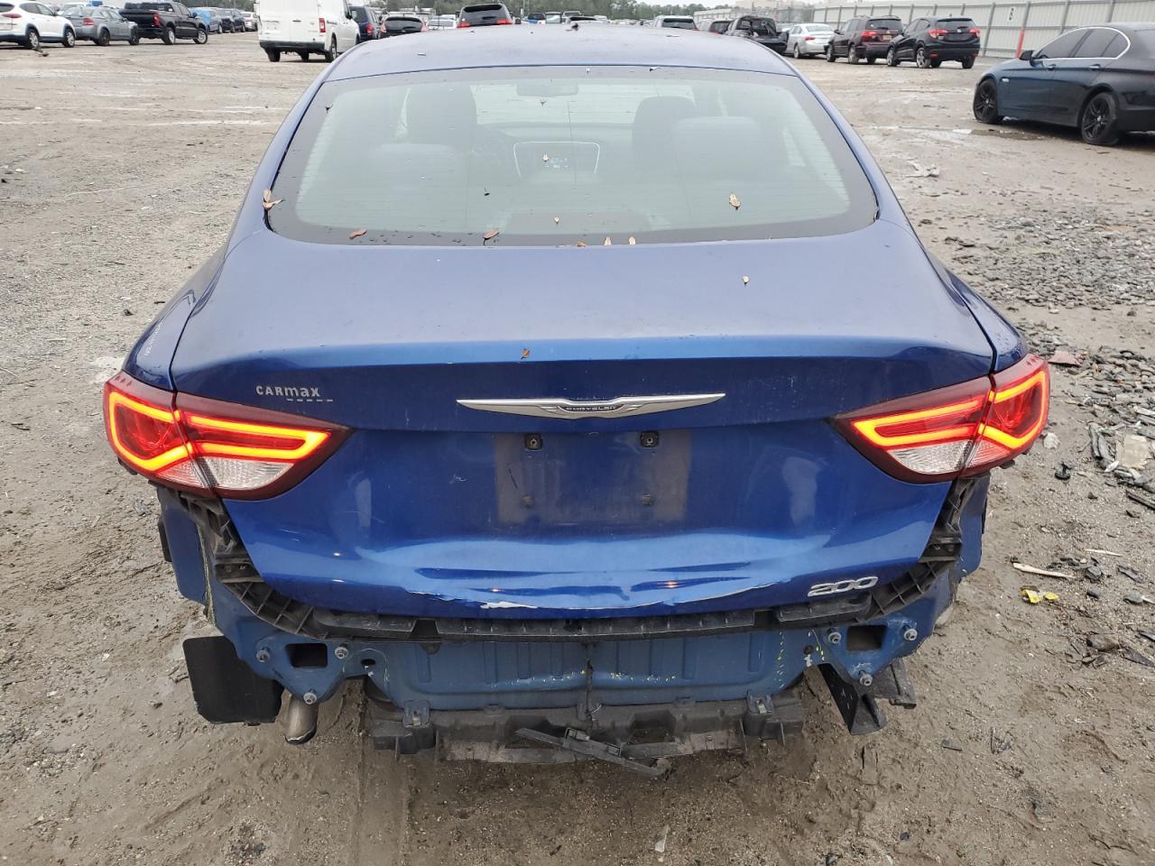 2015 Chrysler 200 - Image 6