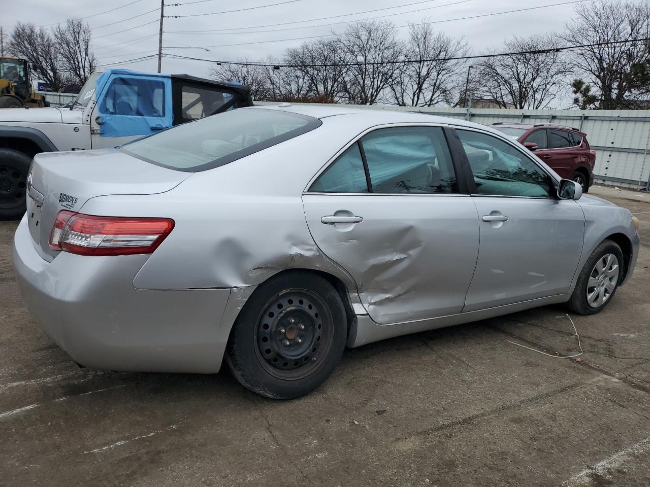 2011 Toyota Camry - Image 3