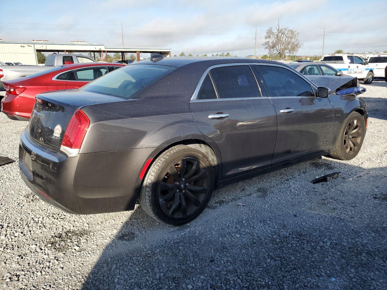 2019 Chrysler 300 - Image 3