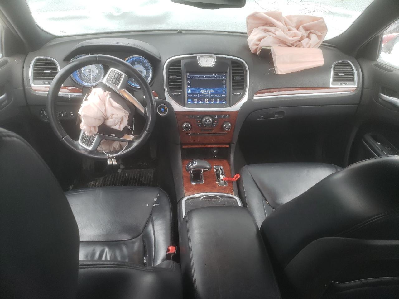 2013 Chrysler 300 - Image 8