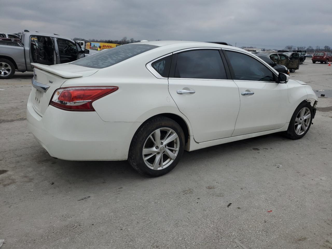 2013 Nissan Altima - Image 3