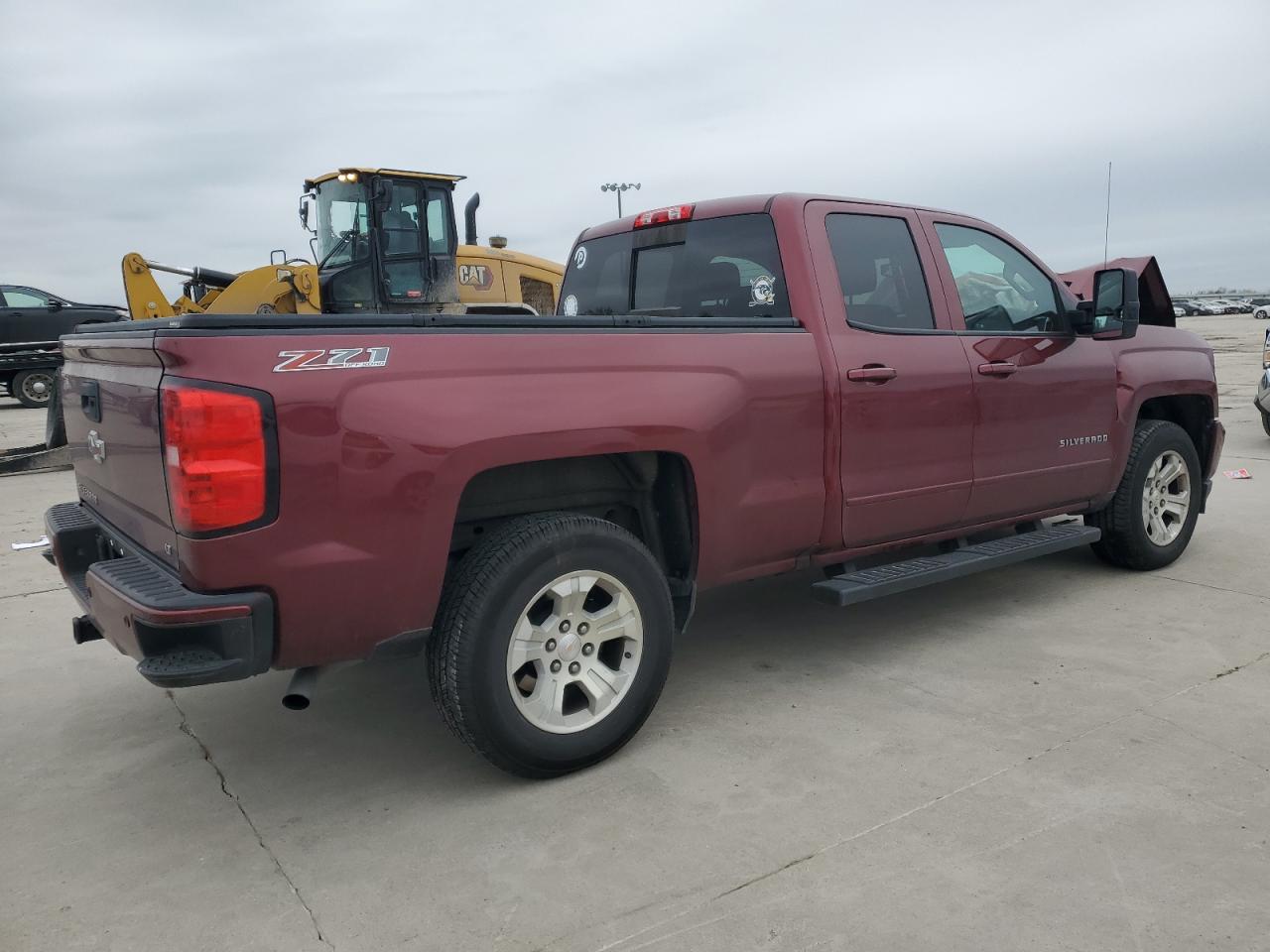 2016 Chevrolet Silverado - Image 3