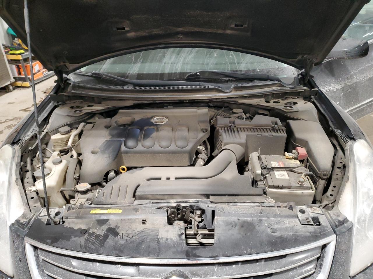 2012 Nissan Altima - Image 13