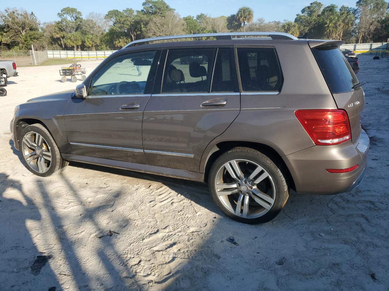 2014 Mercedes-Benz GLK-klasse - Image 2