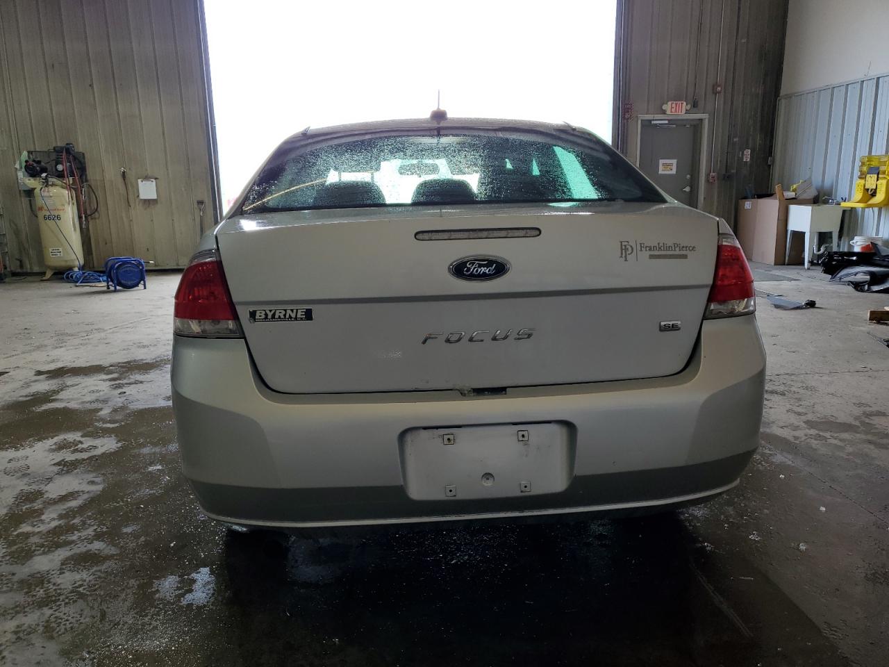 2010 Ford Focus - Image 6