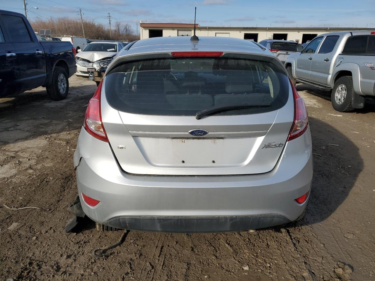 2015 Ford Fiesta - Image 6