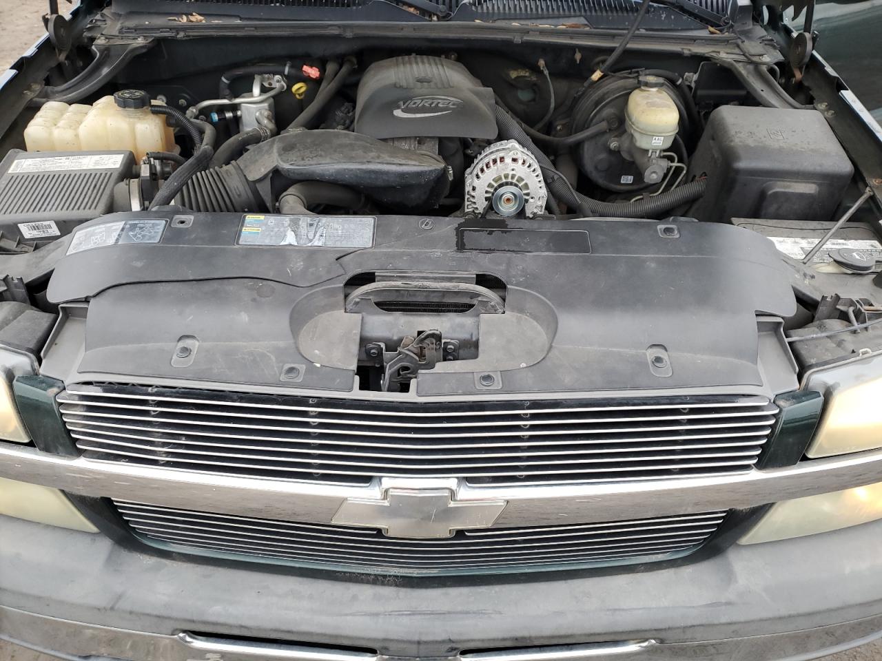 2005 Chevrolet Silverado - Image 11