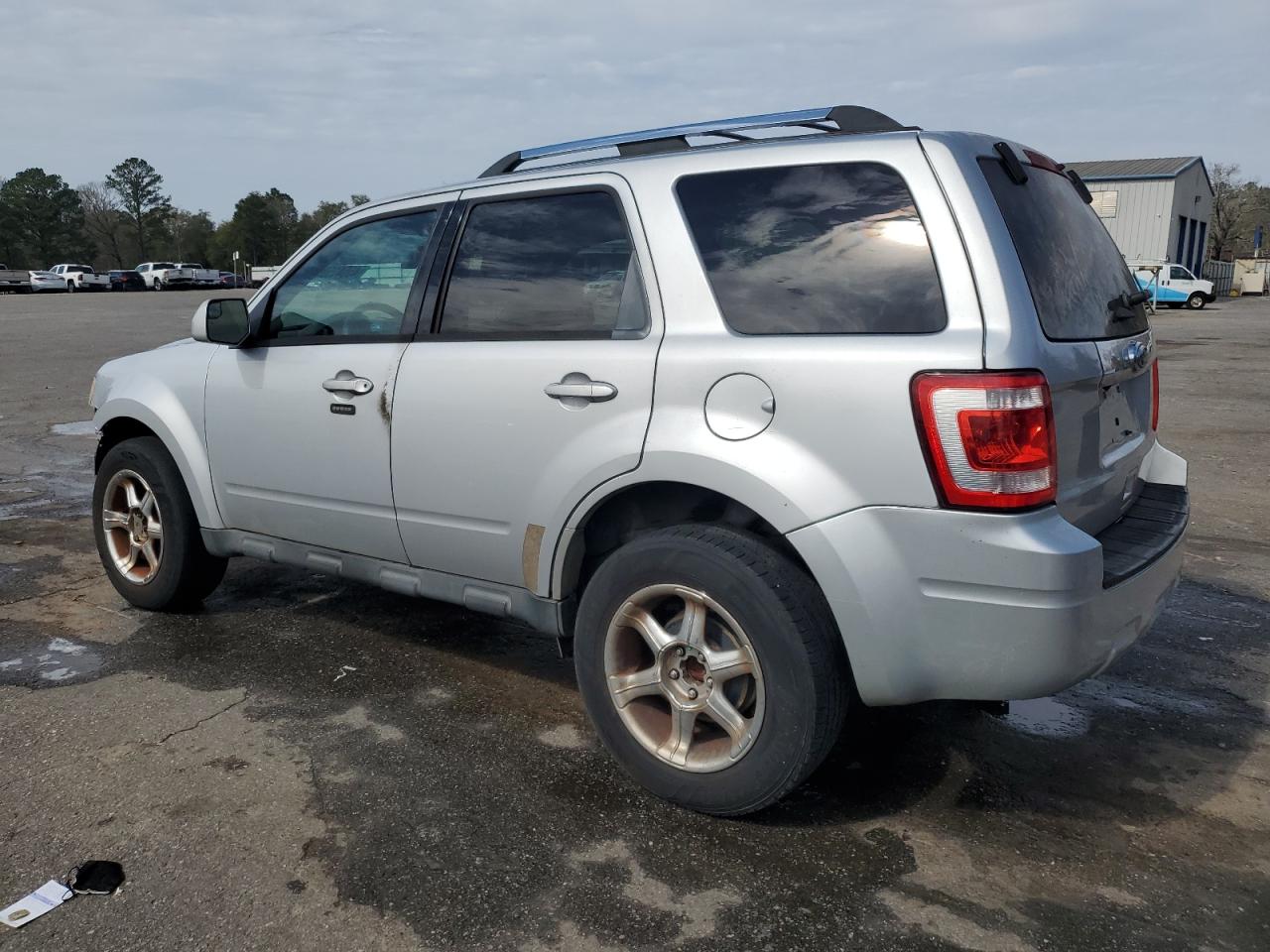 2011 Ford Escape - Image 2
