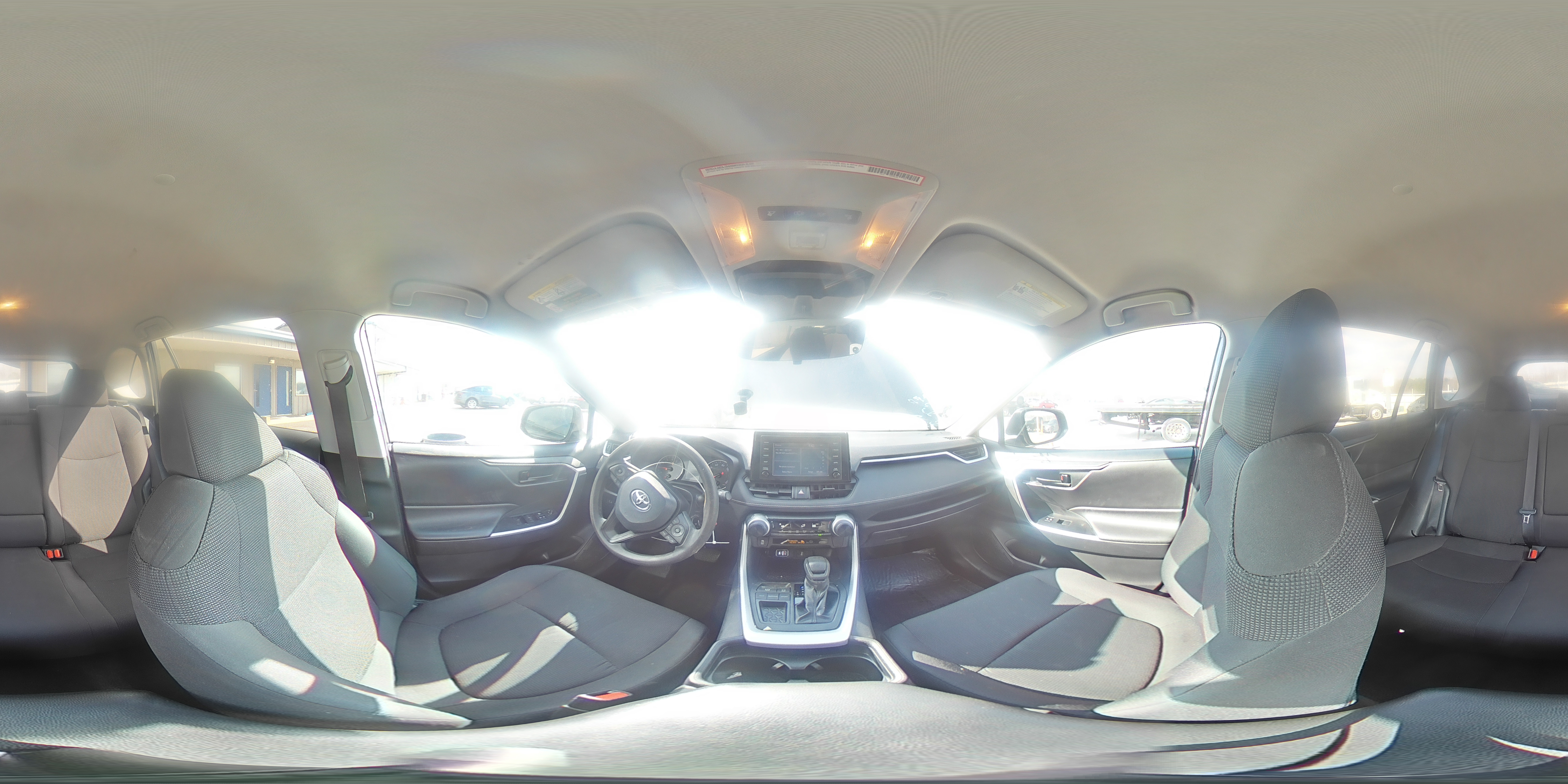 2019 Toyota RAV 4 - Image 15
