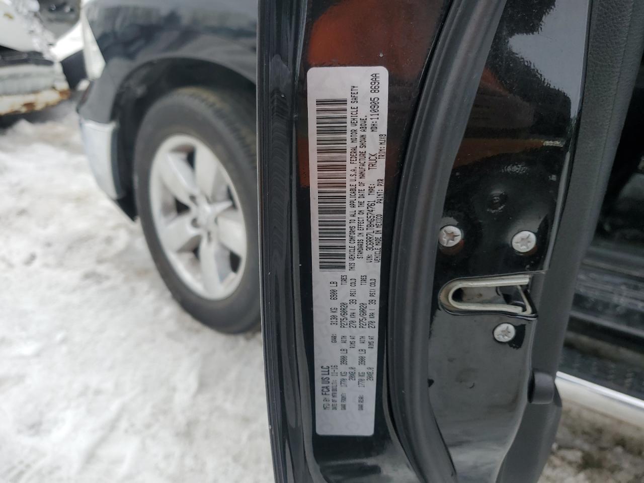 2017 RAM 1500 - Image 13