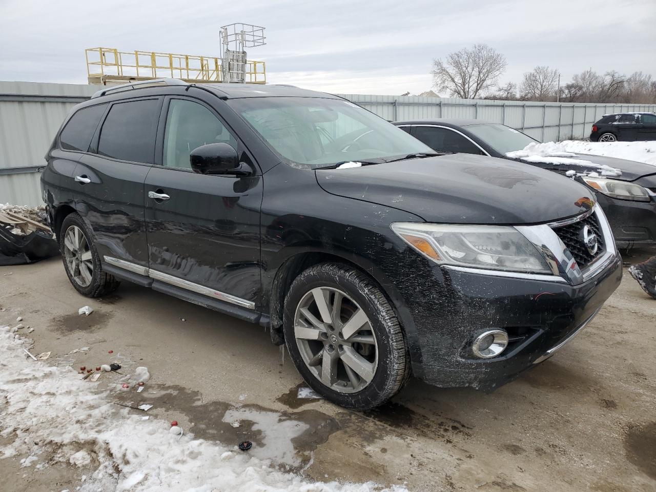 2015 Nissan Pathfinder - Image 4