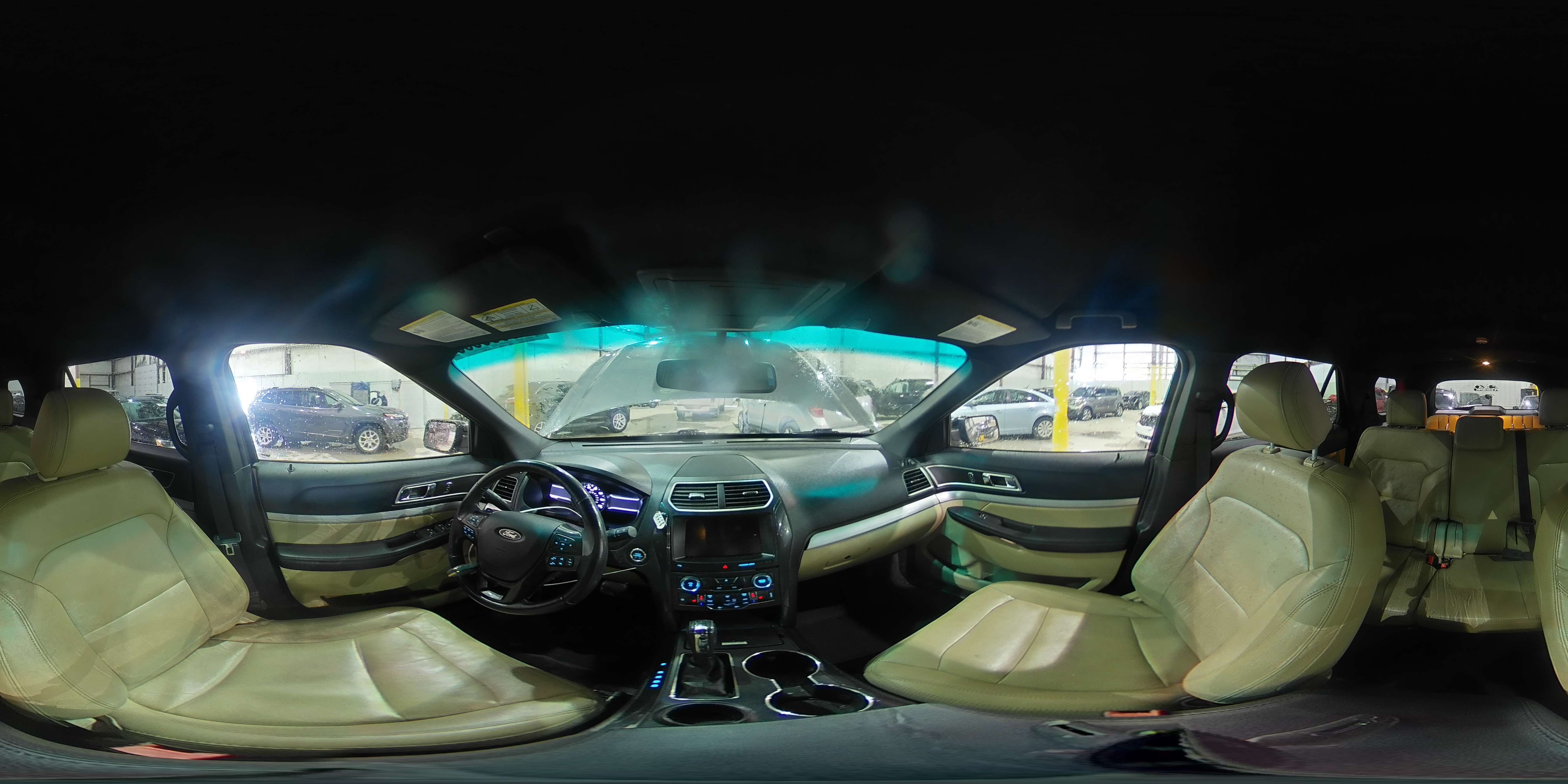 2016 Ford Explorer - Image 15