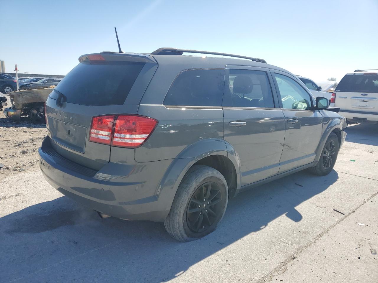 2020 Dodge Journey - Image 3