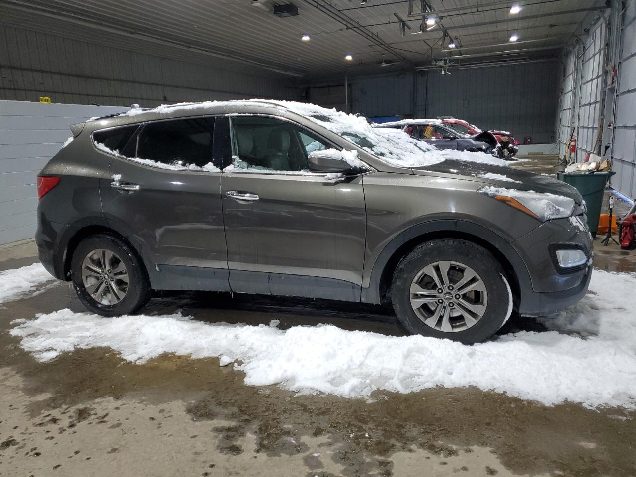 2014 Hyundai Santa Fe - Image 4