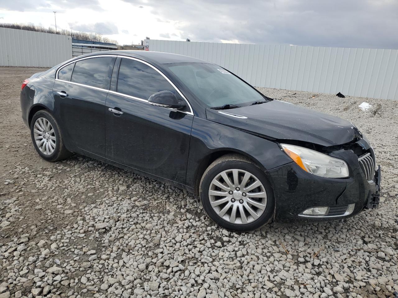 2012 Buick Regal - Image 4