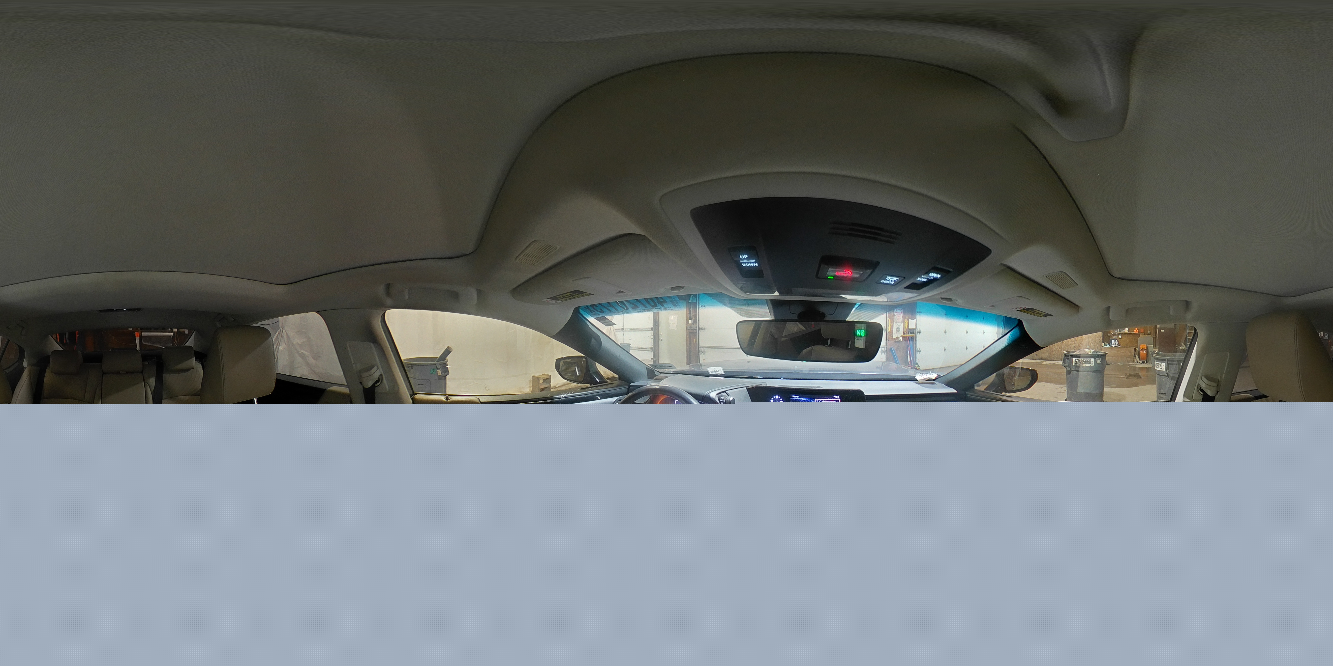 2021 Lexus ES - Image 15