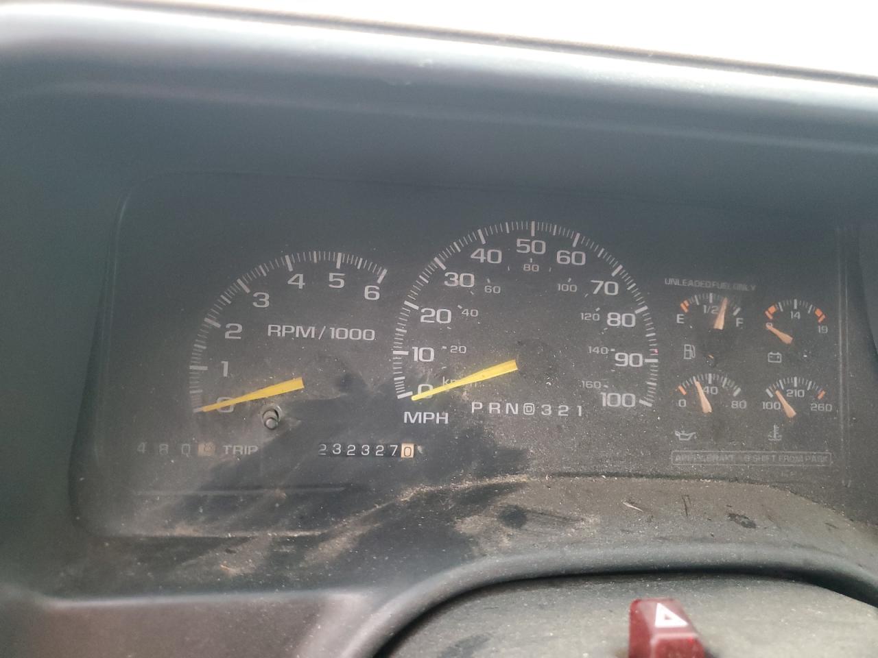 1997 Chevrolet GMT-400 - Image 9